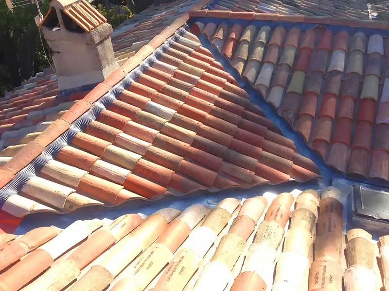 Rénovation de toiture, couverture et charpente — chantier Sirven Couverture